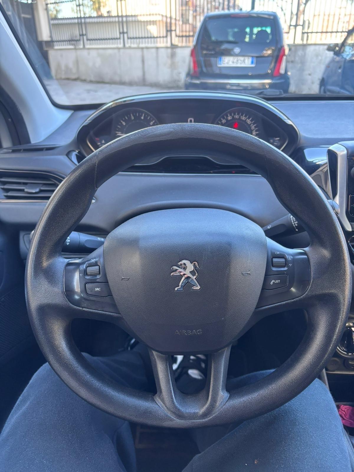 Peugeot 208 1o Serie Pure Tech 82 5P Allure