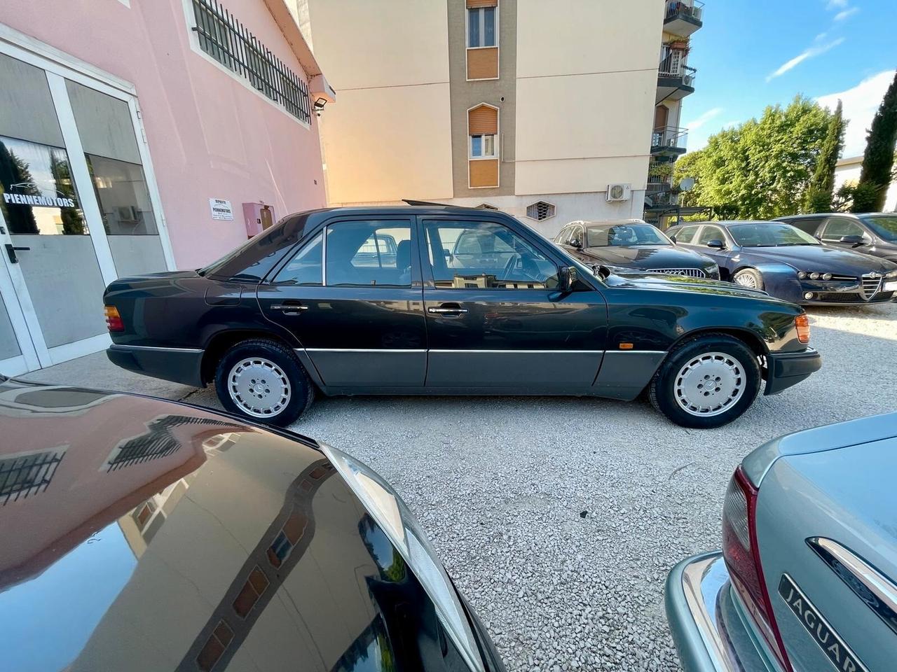 Mercedes-benz W124 200E - 1989