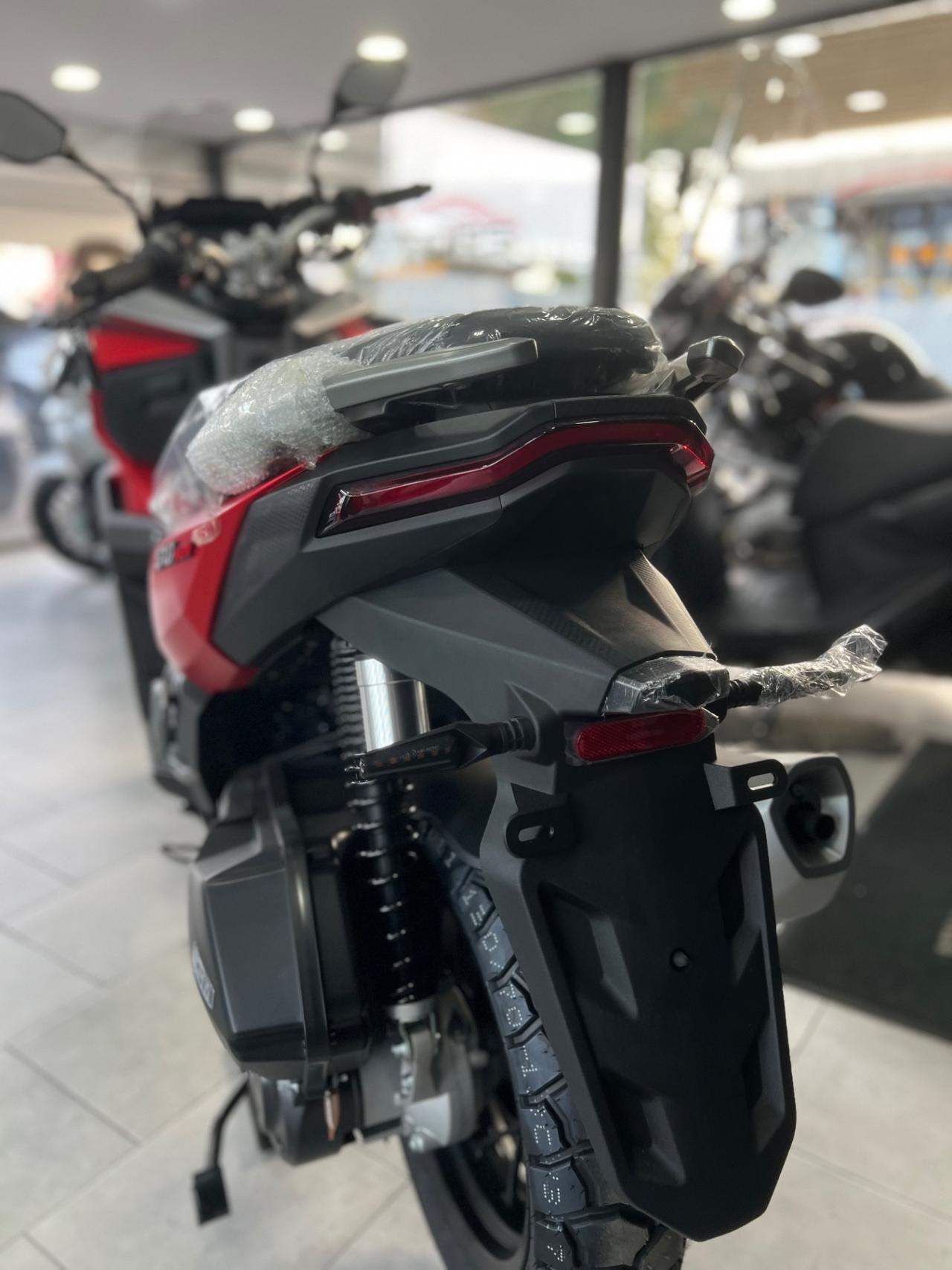 Voge Sfida SR1 125 ADV NUOVO PRONTA CONSEGNA