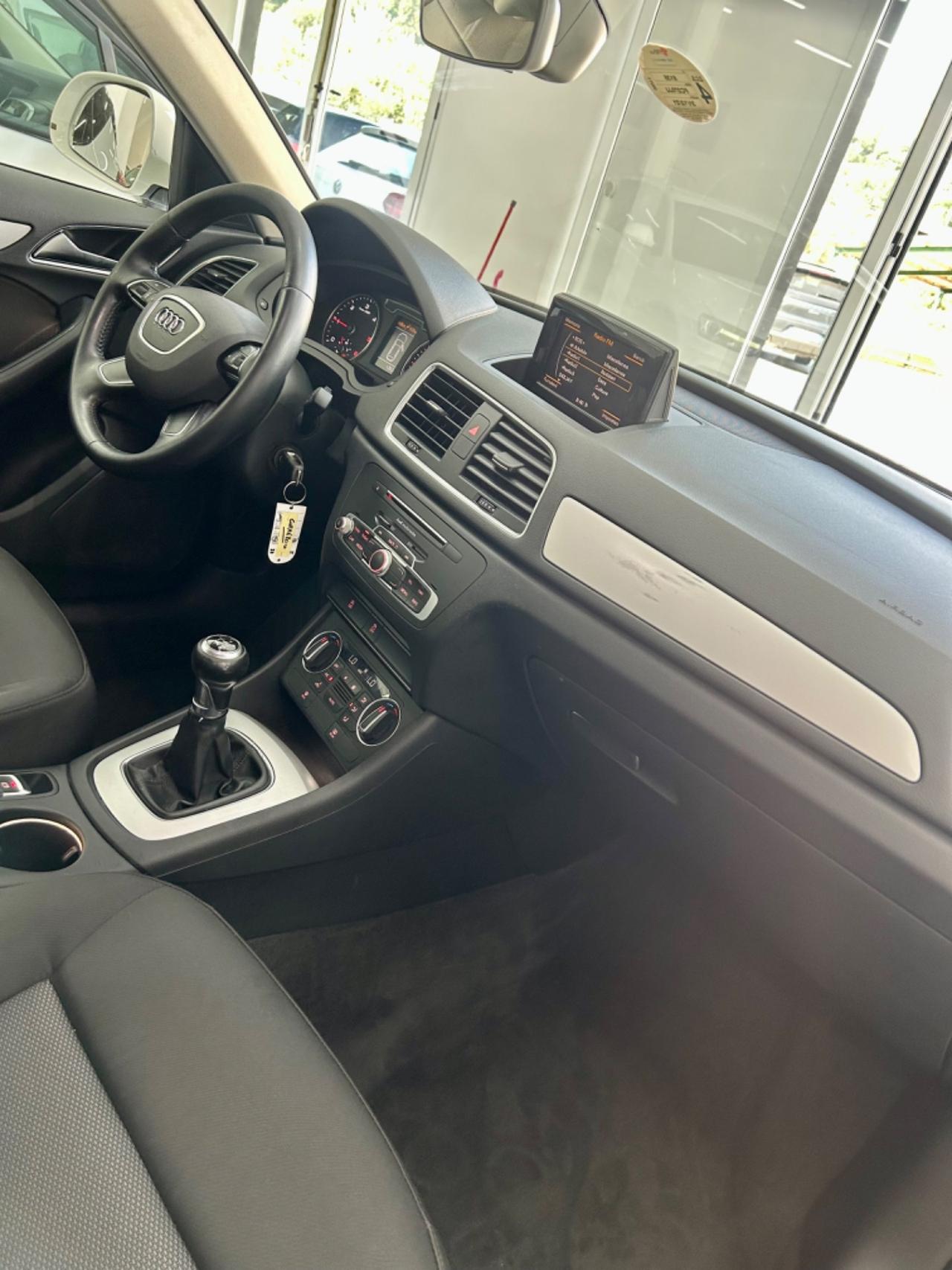 Audi Q3 2.0 TDI 120 CV Sport FINANZIABILE