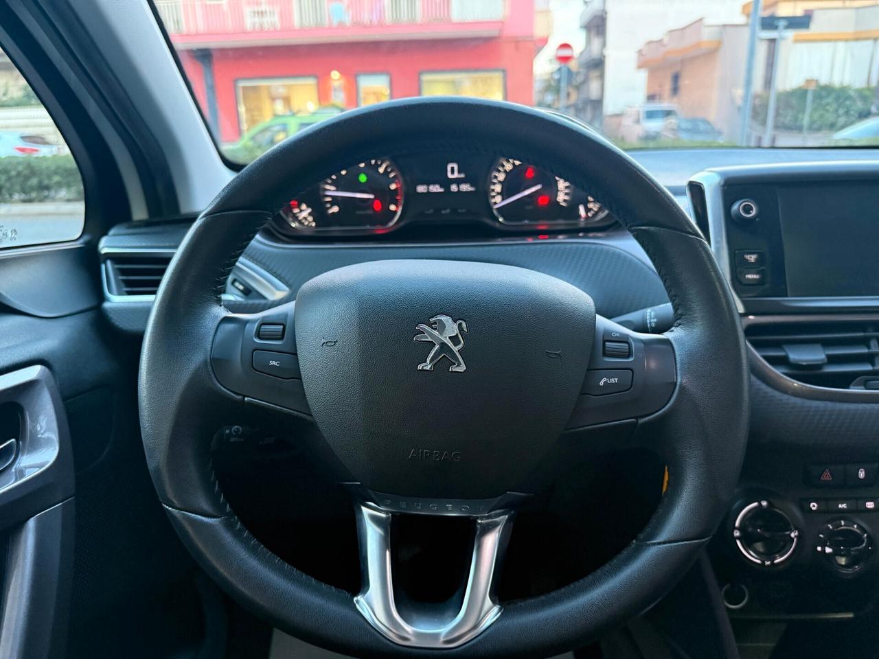 Peugeot 2008 1.6 e-HDi 92 CV Allure