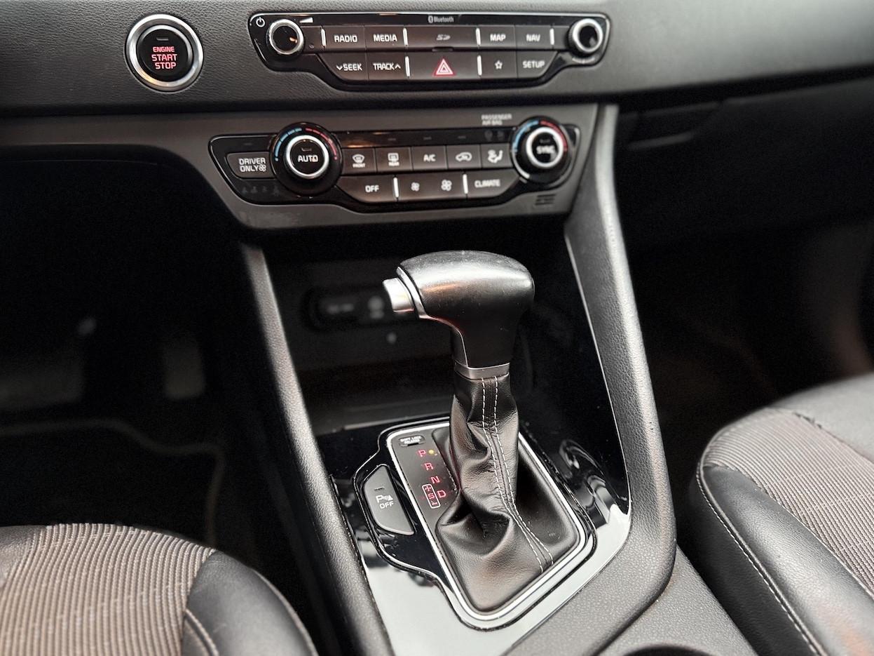 Kia Niro 1.6 Hybrid 105CV E6 Automatica - 2019