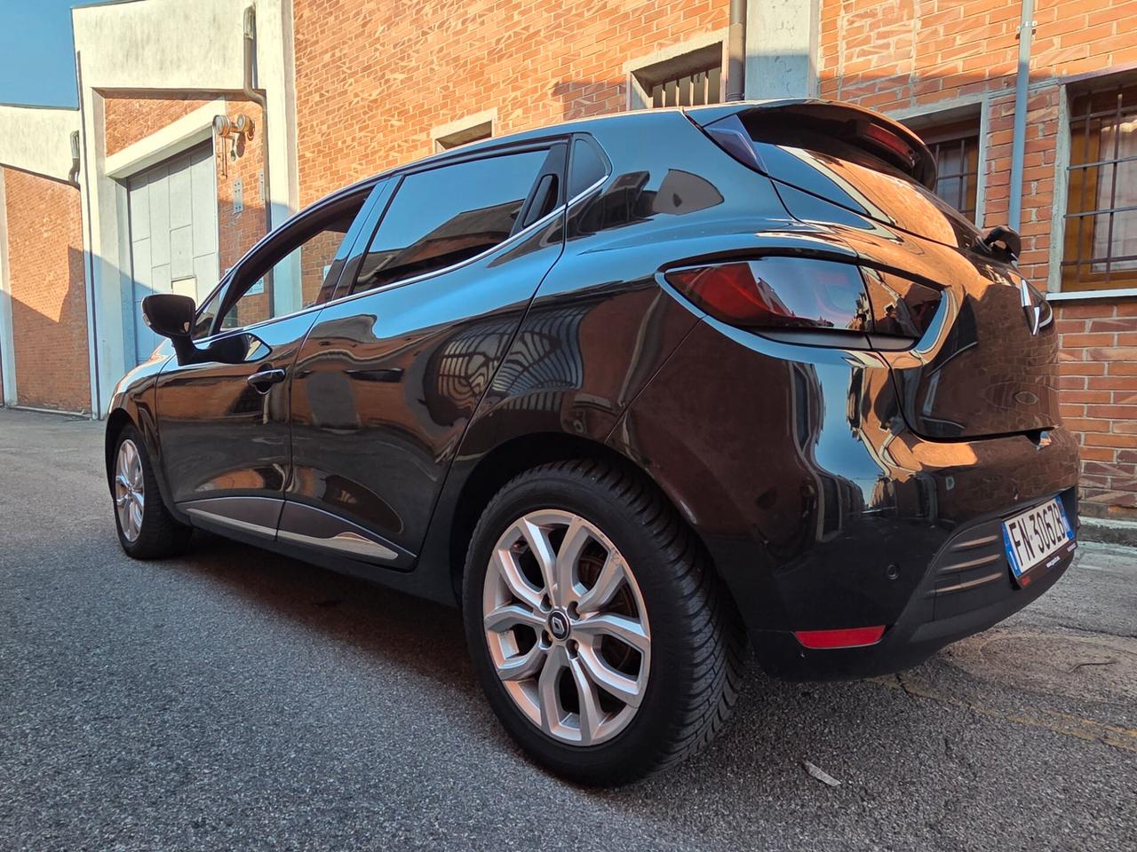Renault Clio dCi 8V 90CV Start&Stop 5 porte Energy Intens