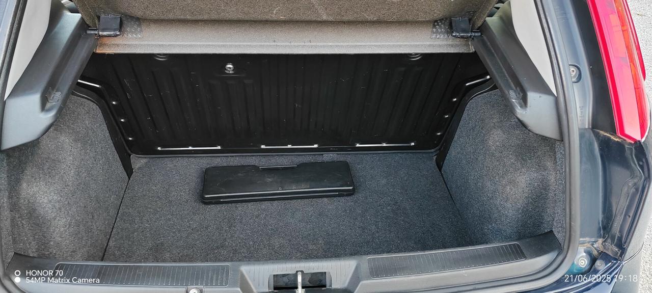 Fiat Punto 1.3 MJT II 75 CV 5 porte Street