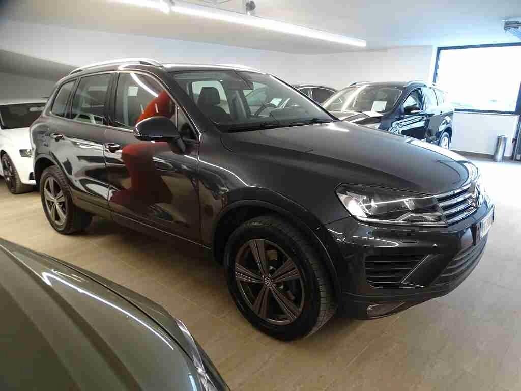 VW Touareg 3.0 TDI 4x4 Euro 6 Navi Alu 19