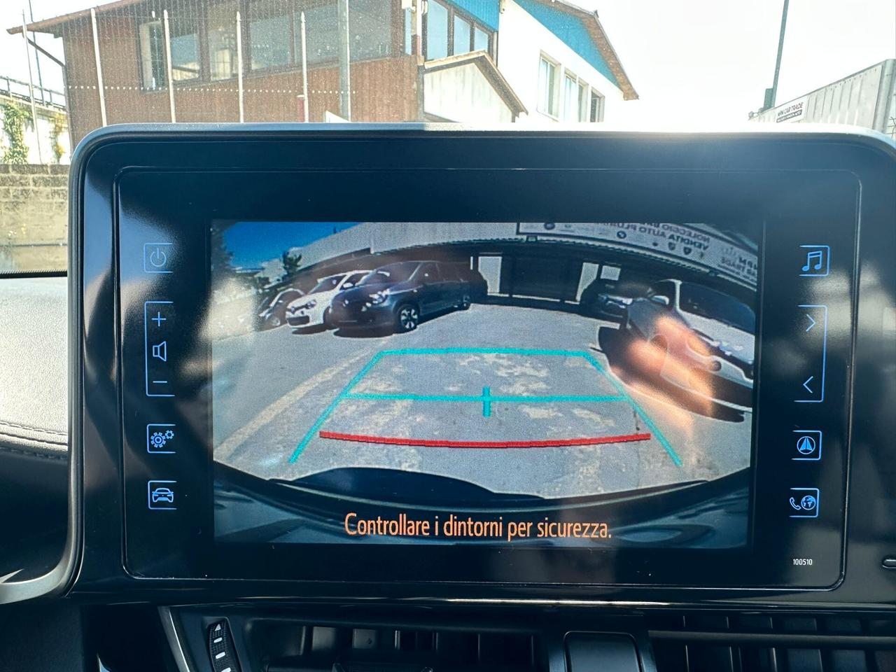 Toyota C-HR 1.8 Hybrid E-CVT Active
