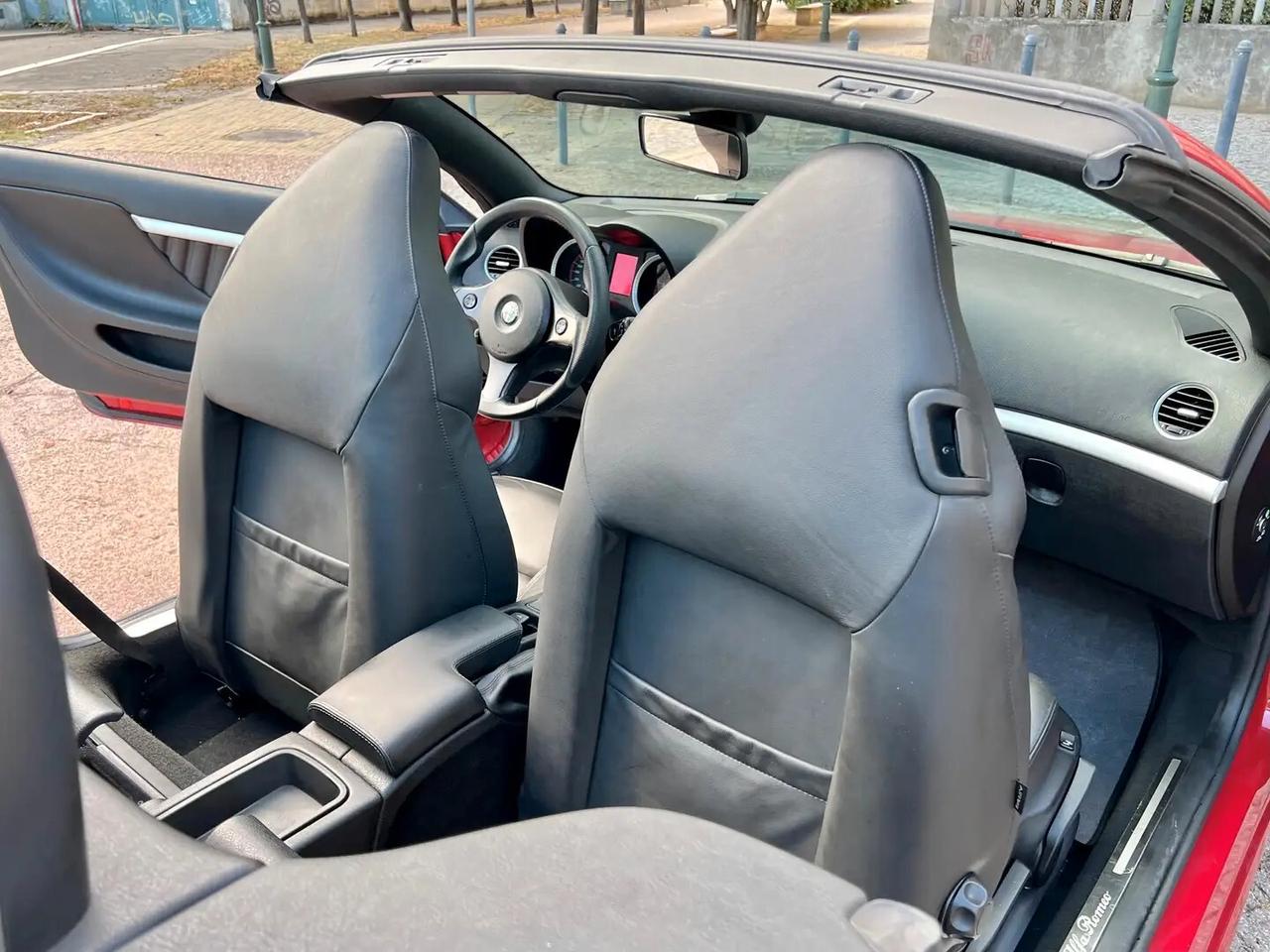 Alfa Romeo Spider 1750 TBi Turbo 200cv