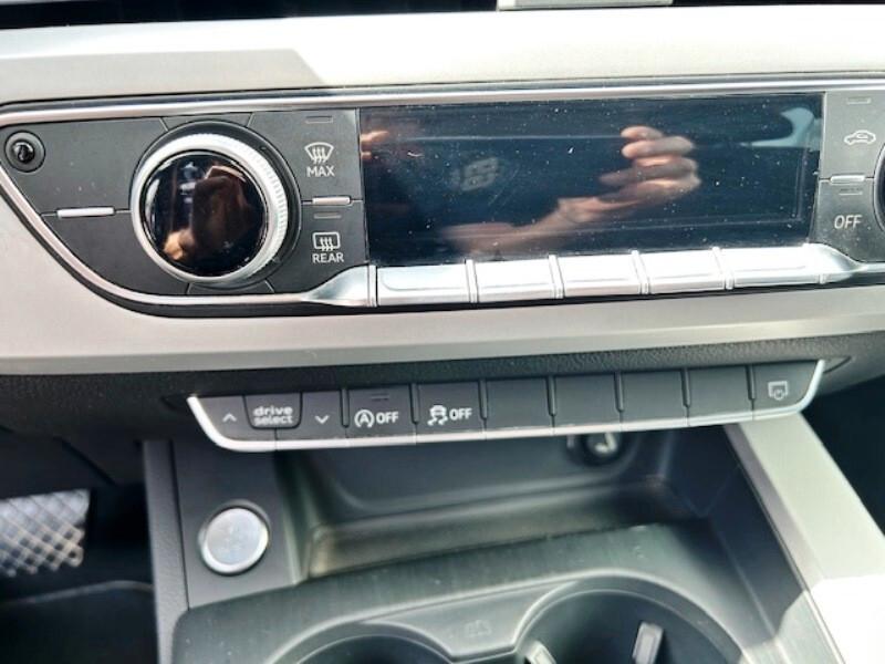 Audi A4 Avant 2.0 TDI 150 CV S tronic