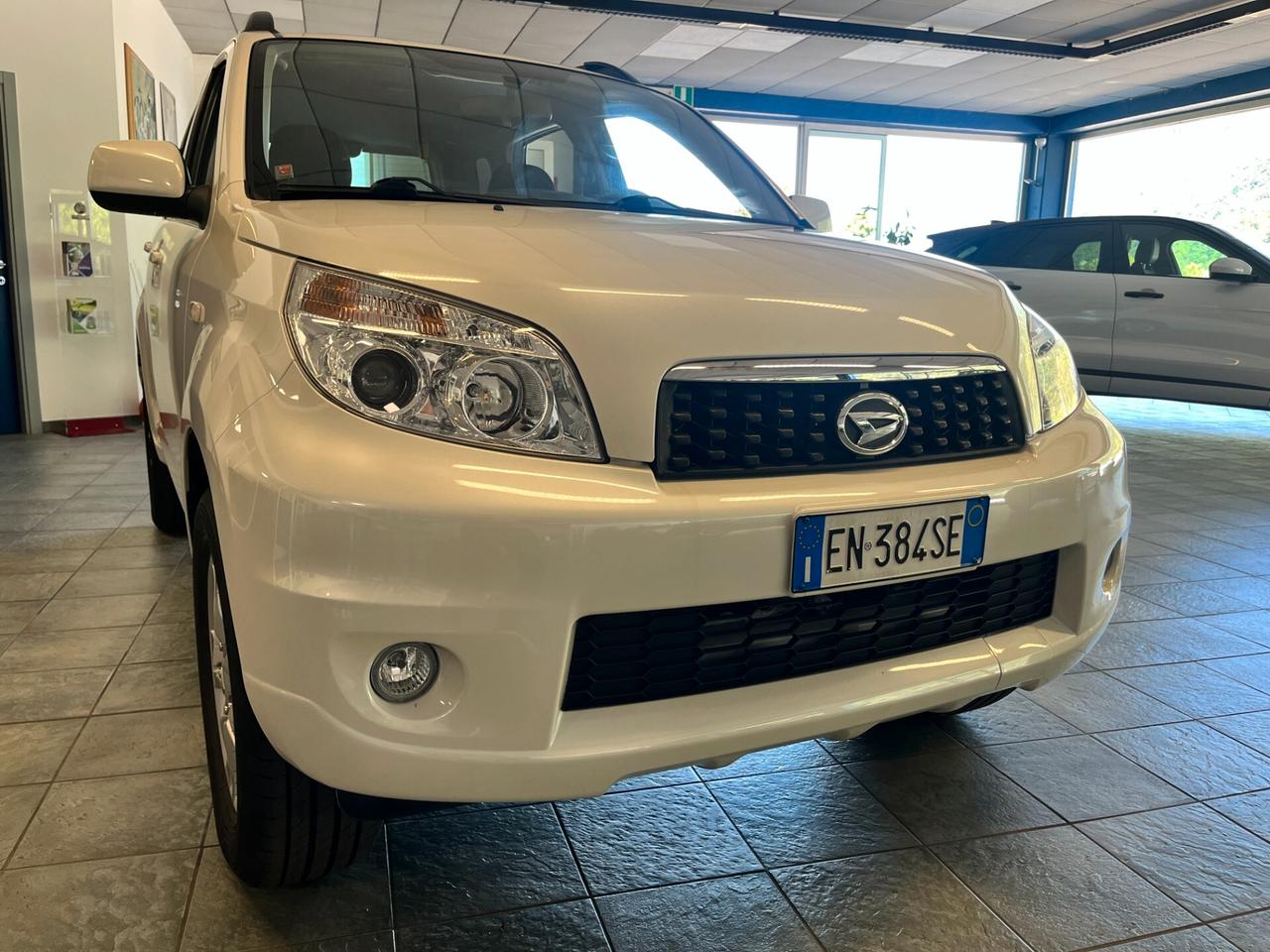 Daihatsu Terios 1.5 4WD B You O/F Five Dolomite
