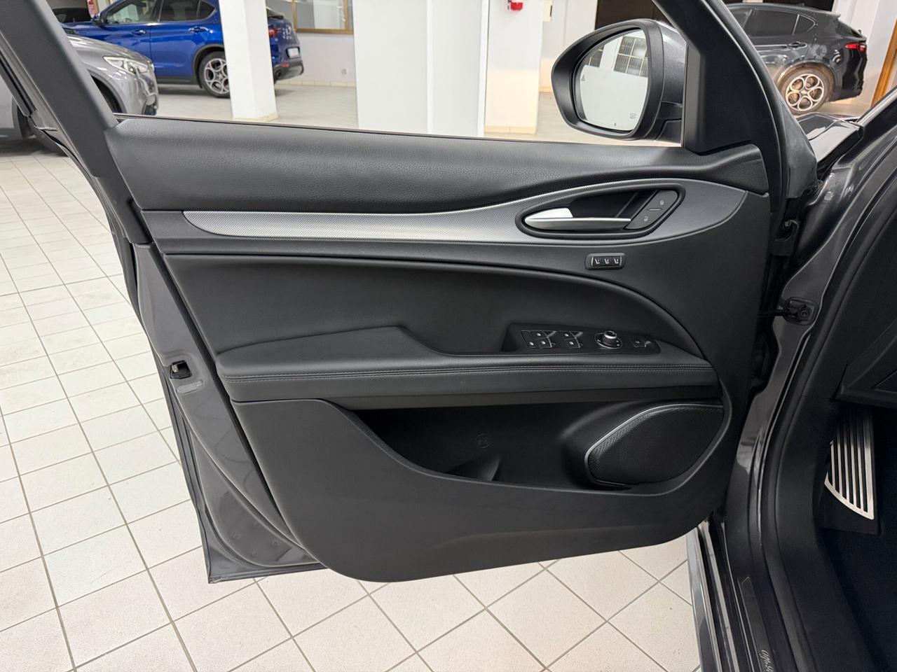 Alfa Romeo Stelvio 2.2 TD 210 CV VELOCE AT8 Q4 KIT DISTRIBUZIONE ESEGUITO UNICO PROPRIETARIO PERFETTA TAGLIANDATA