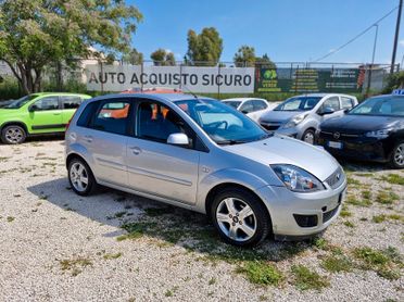 Ford Fiesta 1.2 16V 5p. Ghia