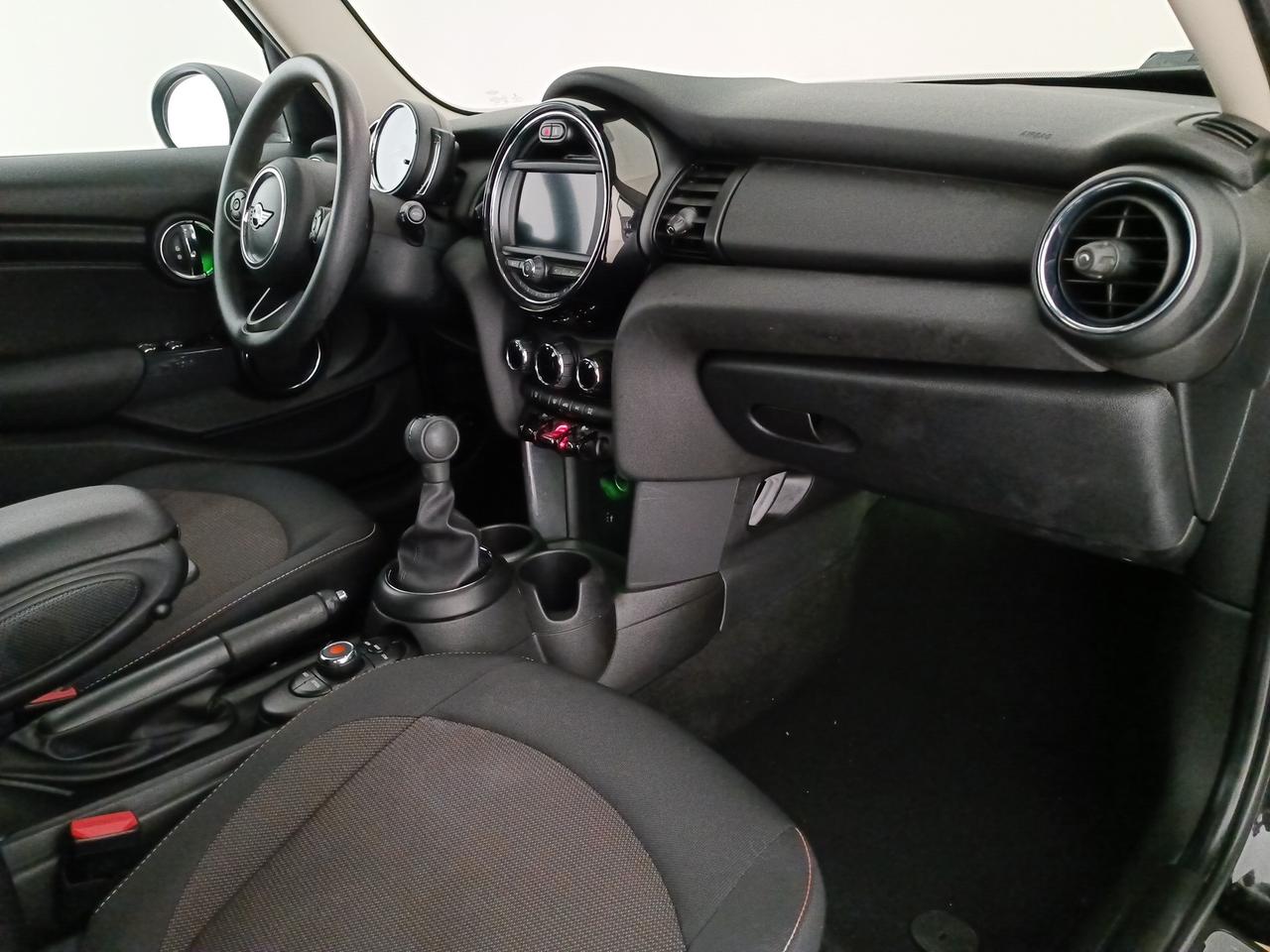 MINI Mini IV F55 2018 5p - Mini 5p 1.5 One 75cv