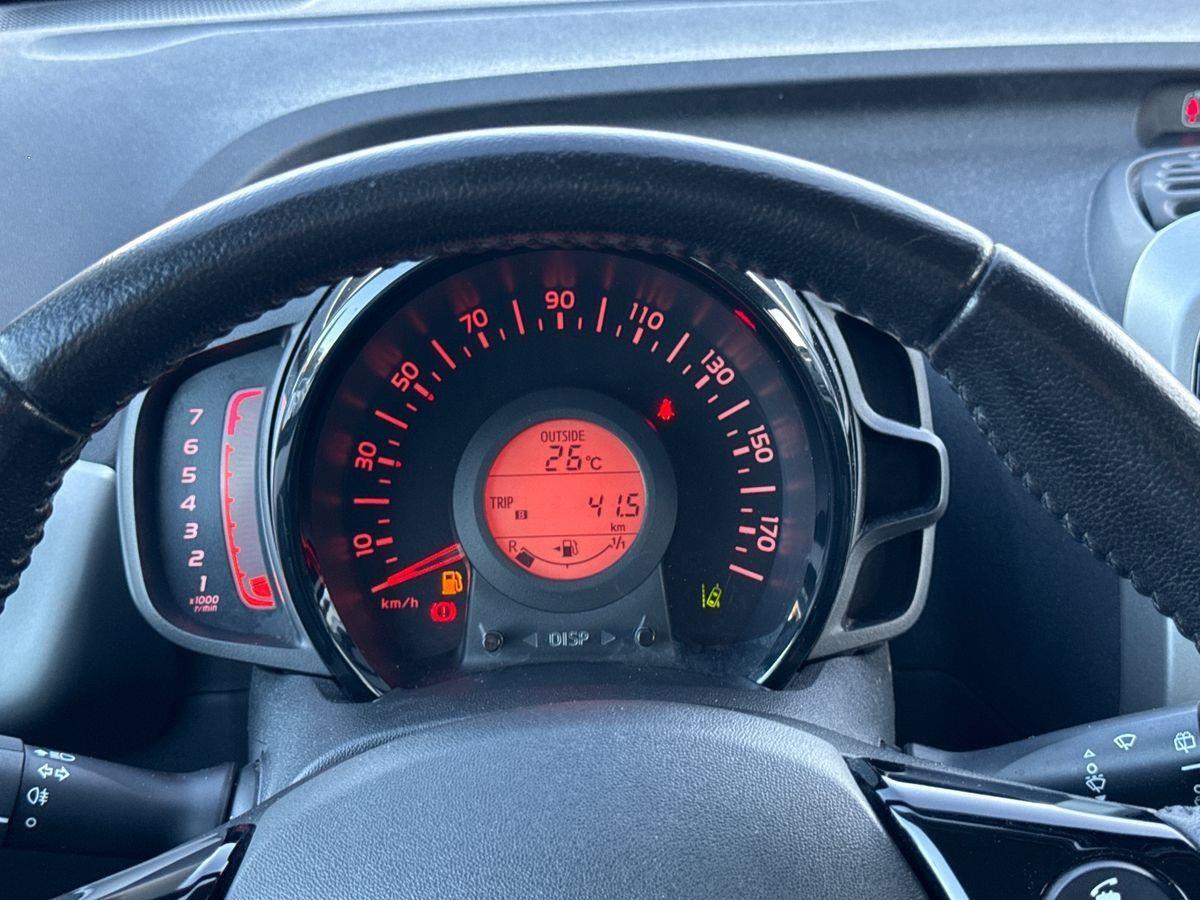 TOYOTA Aygo II 2014 - Aygo 5p 1.0 x-play my15