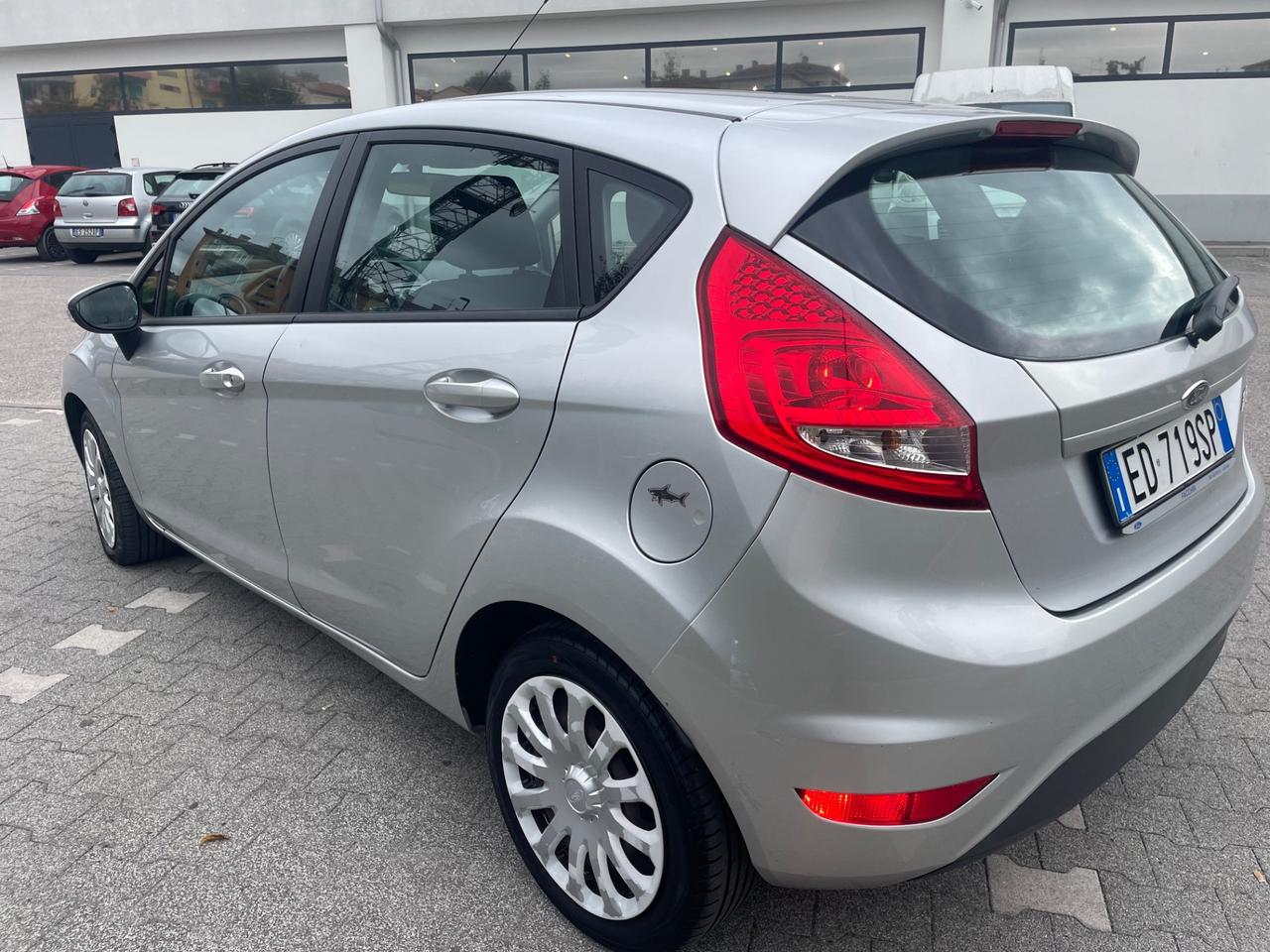 Ford Fiesta 1.2 benzina 5p. Titanium euro(5)