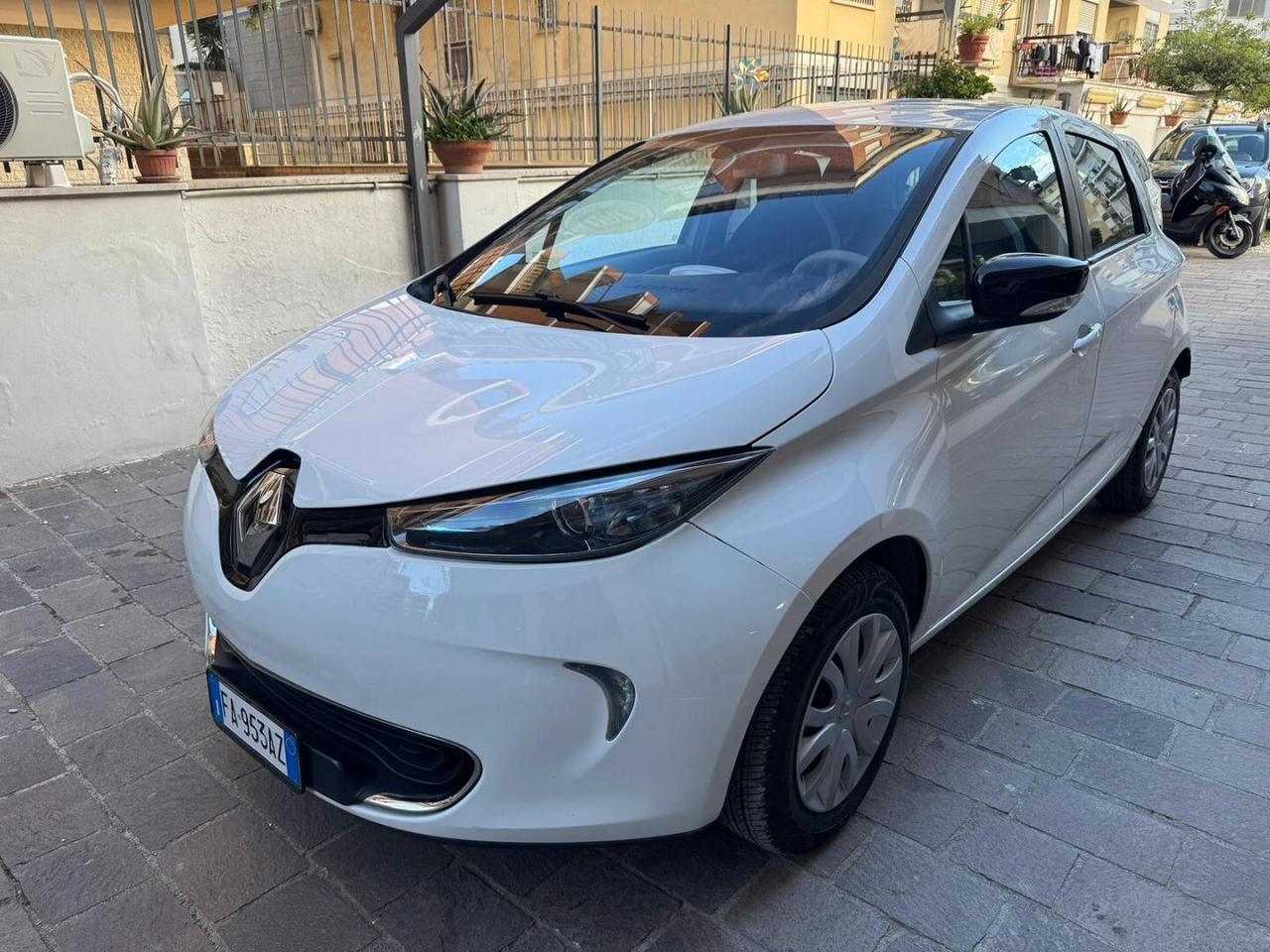 RENAULT Zoe Intens (43 kw) 76000KM
