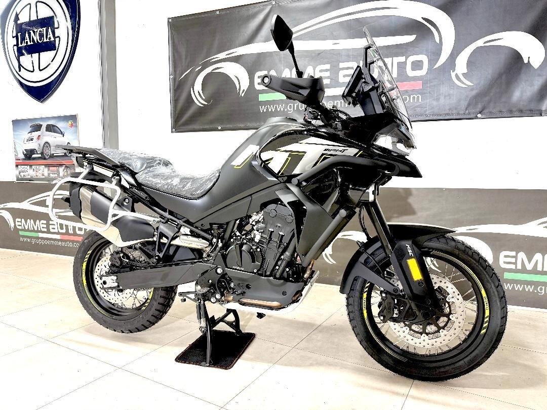 CF MOTO MT 800 EXPLORE