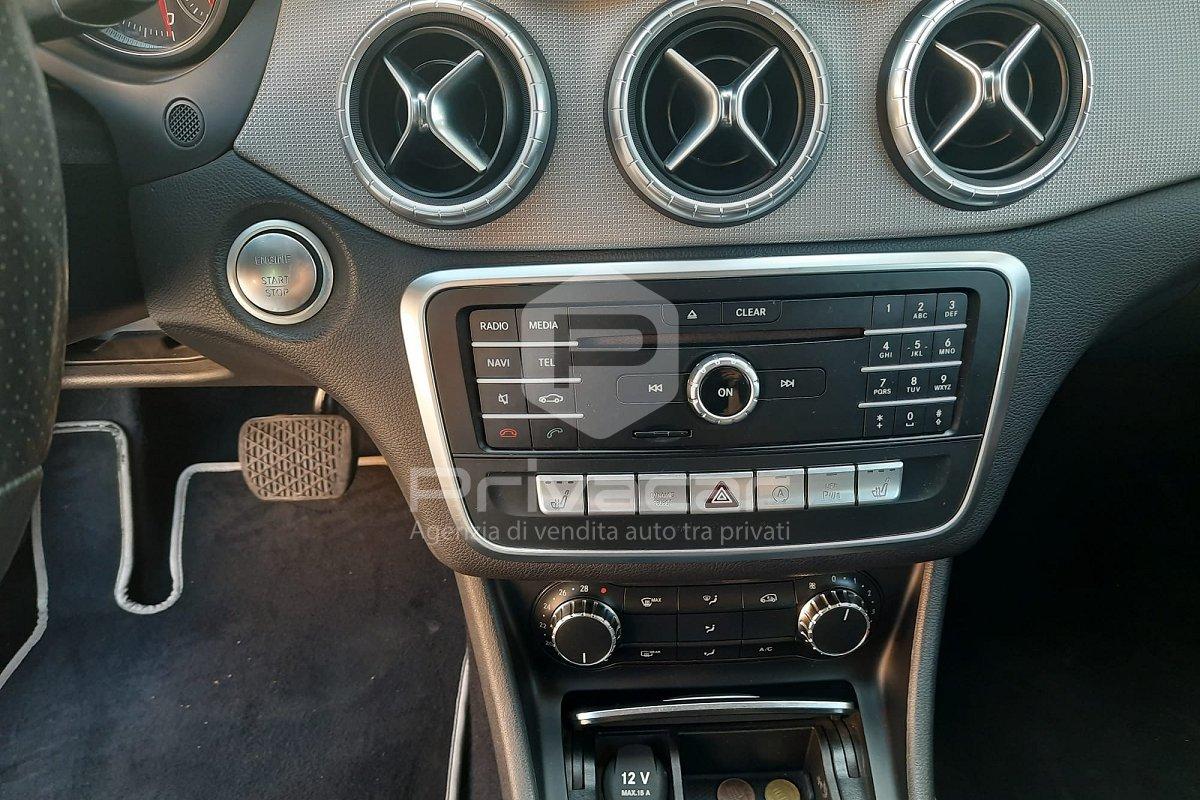 MERCEDES CLA 180 Business