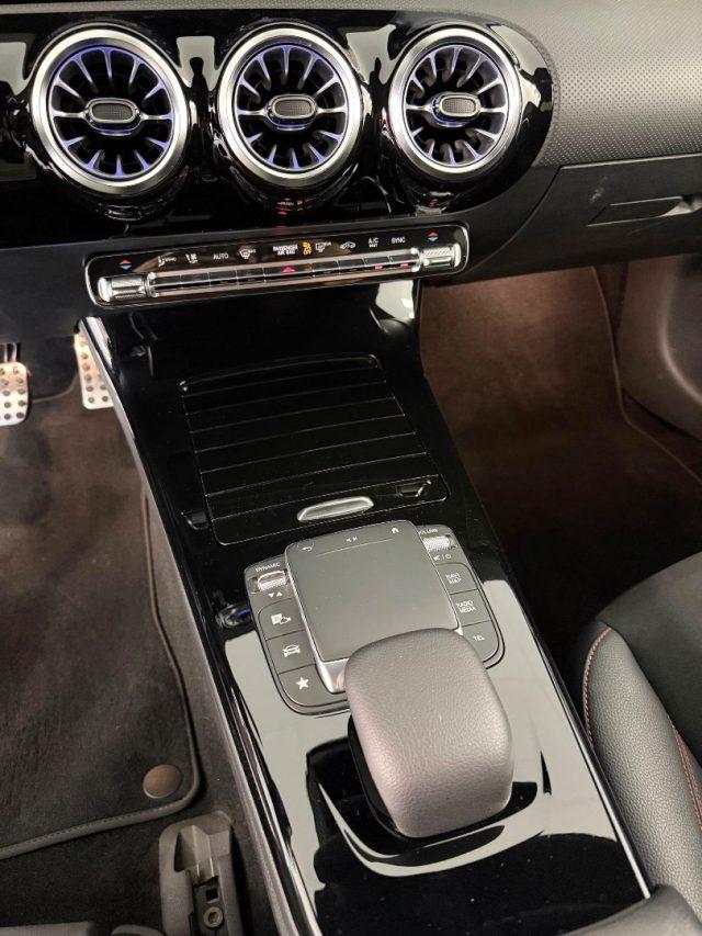 MERCEDES-BENZ CLA 200 d Shooting Brake Premium AMG Line