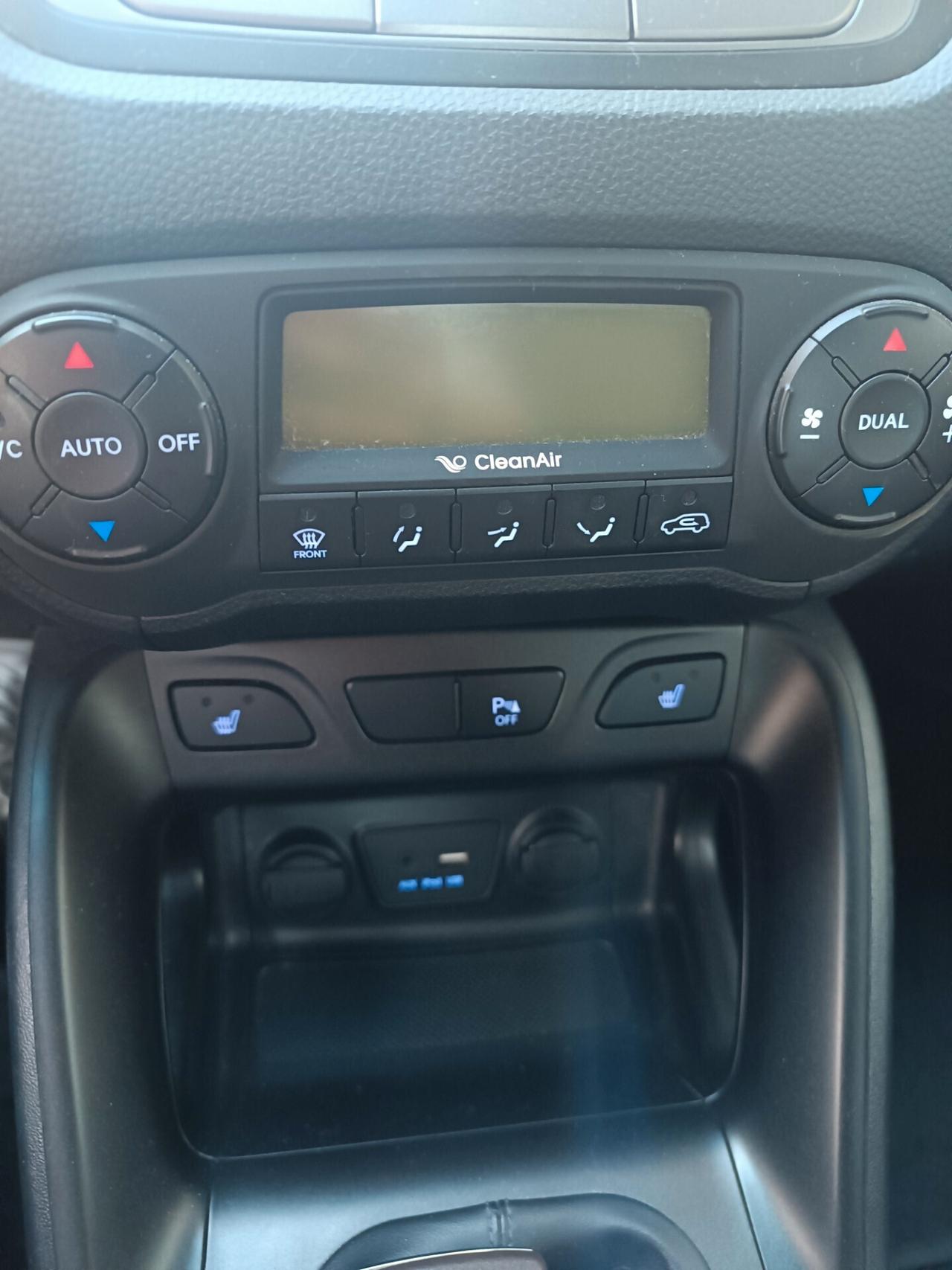 Hyundai iX35 1.7 CRDi 2WD Xpossible NAVI CAMERA