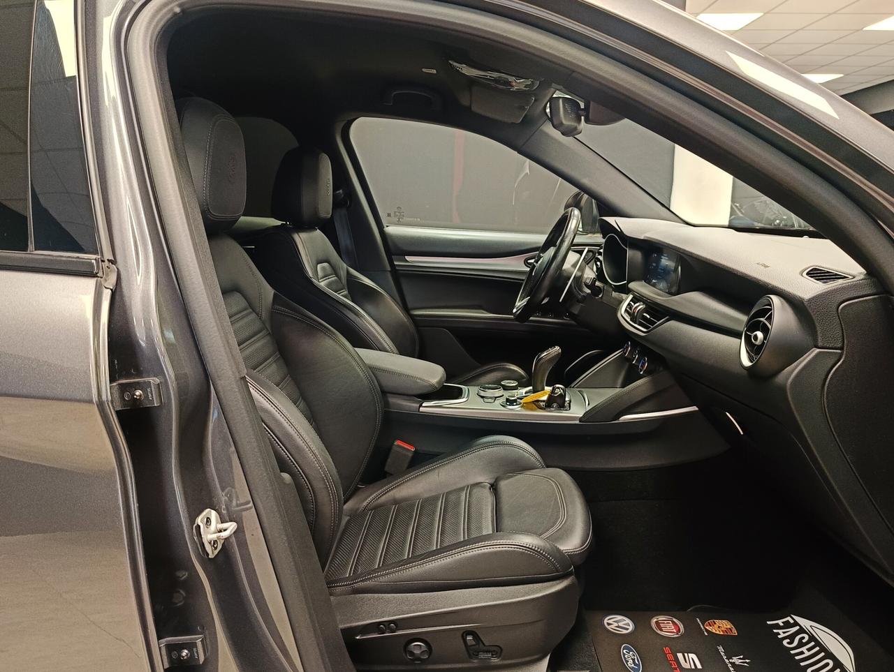 Alfa Romeo Stelvio 2.2 Turbodiesel 210 CV AT8 Q4 Veloce