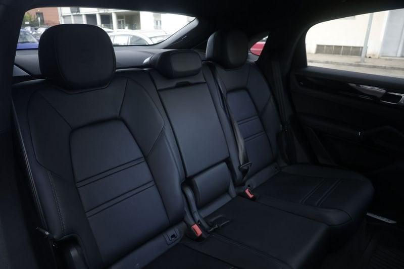 Porsche Cayenne Coupè Porsche Cayenne Coupè Cayenne Coupé 3.0 V6 E-Hybrid Unicoproprietario