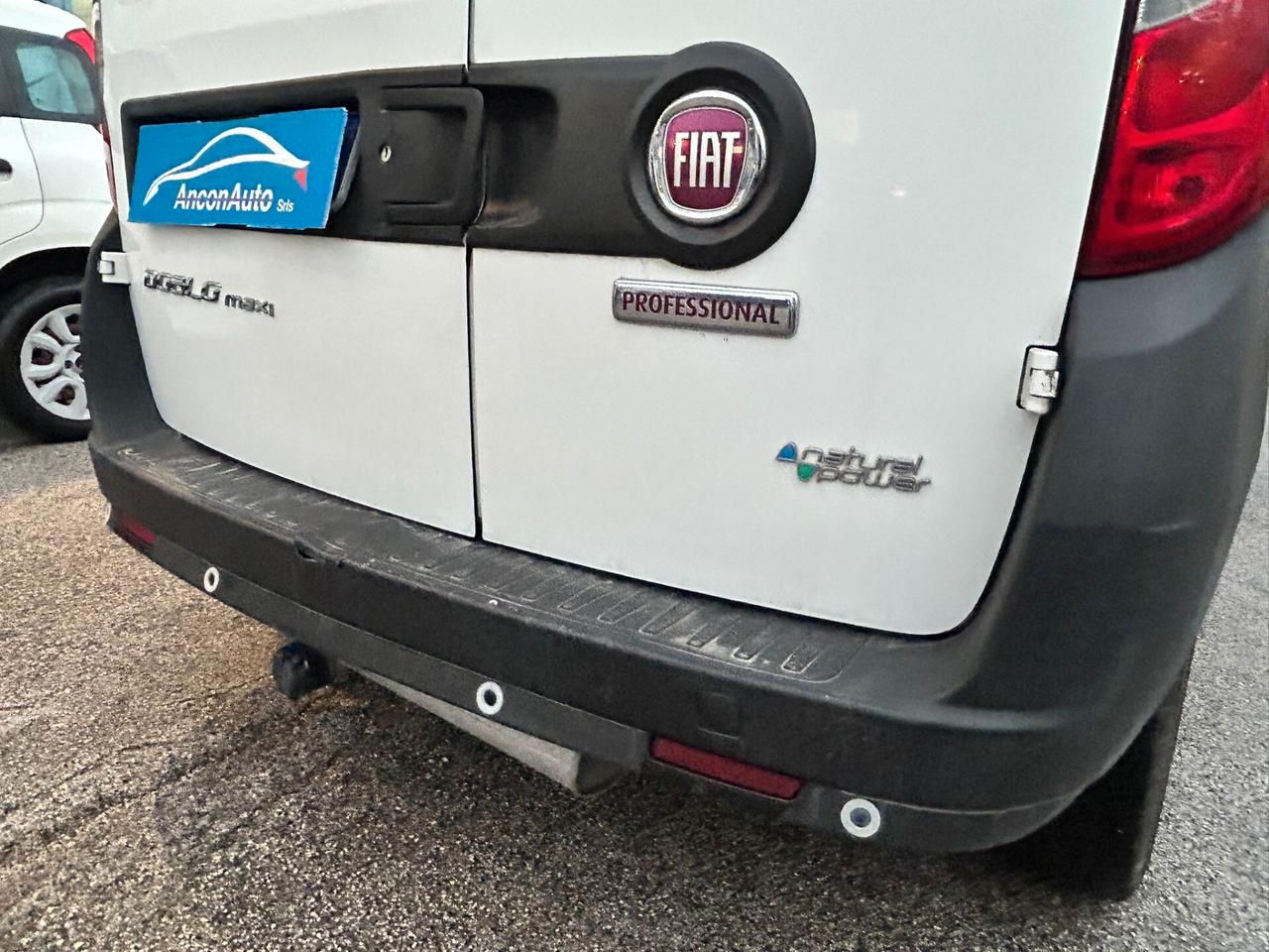 fiat doblo 1.4 metano GANCIO TRAINO 2017