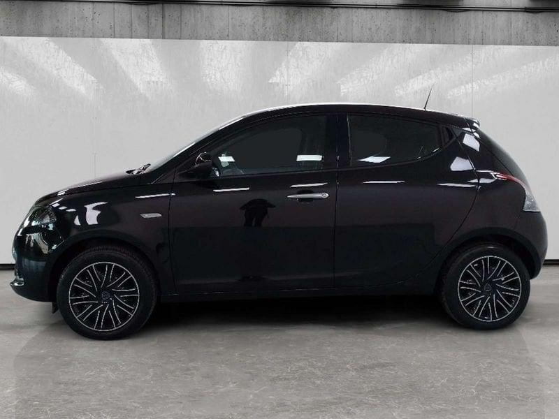 Lancia Ypsilon 1.0 firefly hybrid Gold s&s 70cv 5p.ti