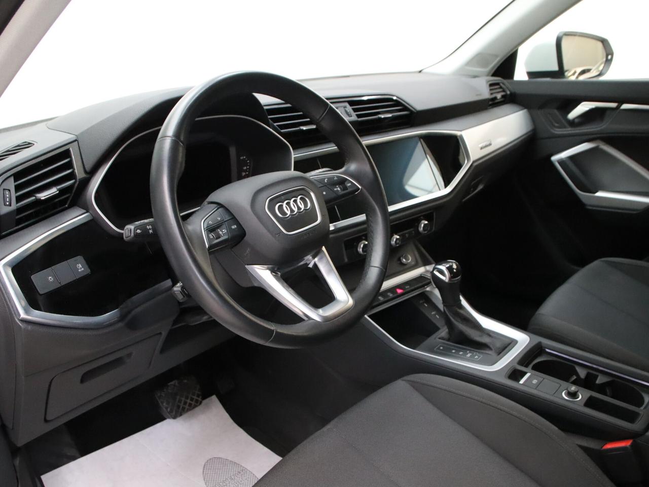 Audi Q3 II 2022 35 2.0 tdi Business Advanced quattro s-tronic IVA ESPOSTA