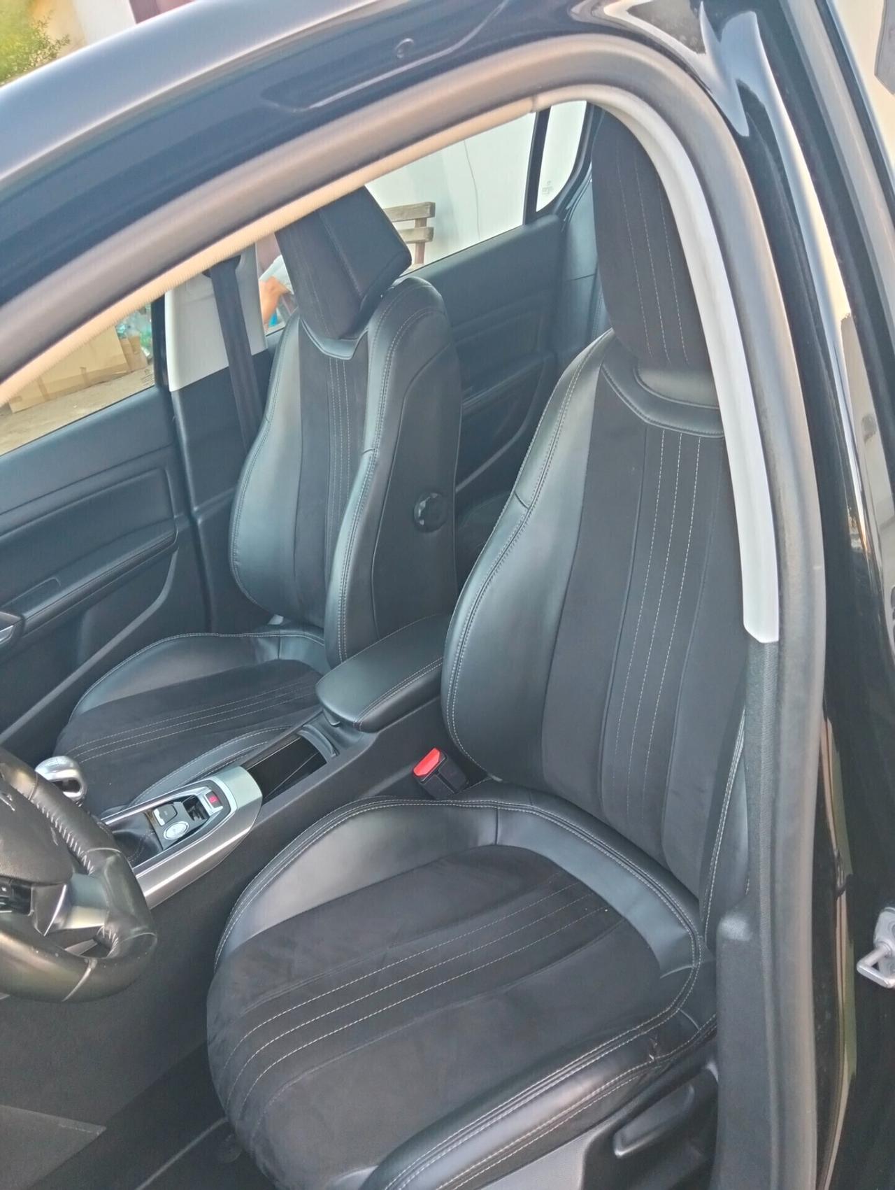 Peugeot 308 BlueHDi 150 S&S Allure