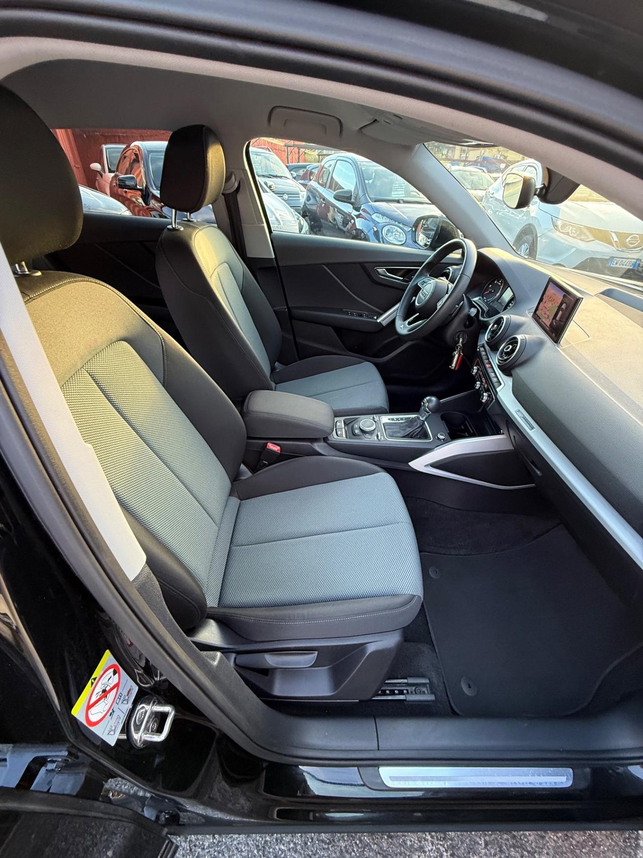 Q2 1.6 TDI S-tronic-S line-unipro-rate-garanzia