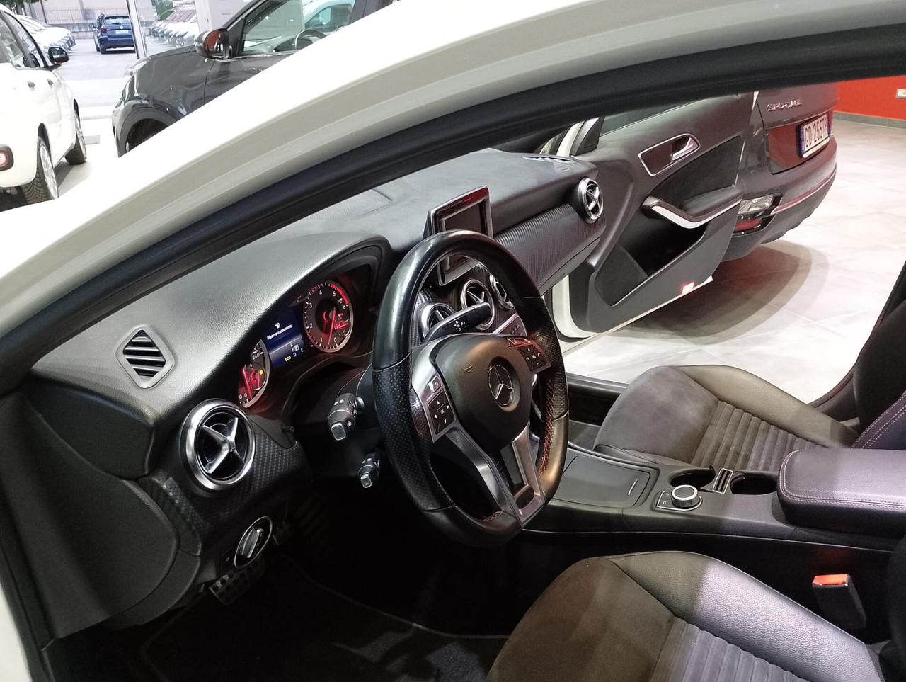 Mercedes-benz A 220 200 CDI Automatic Premium AMG