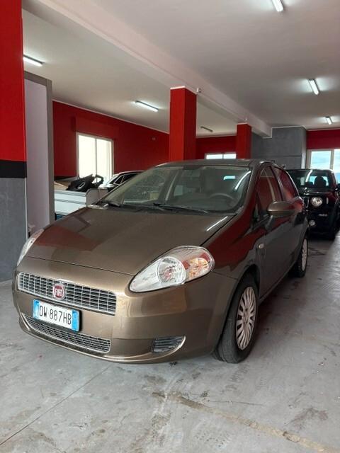 Fiat Grande Punto 1.3 MJT 75 CV 5 porte Dynamic