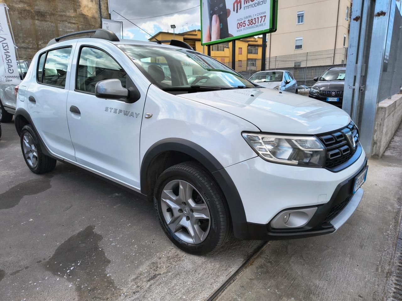 DACIA SANDERO STEPWAY GPL UNICOPROPRIETARIO 2017