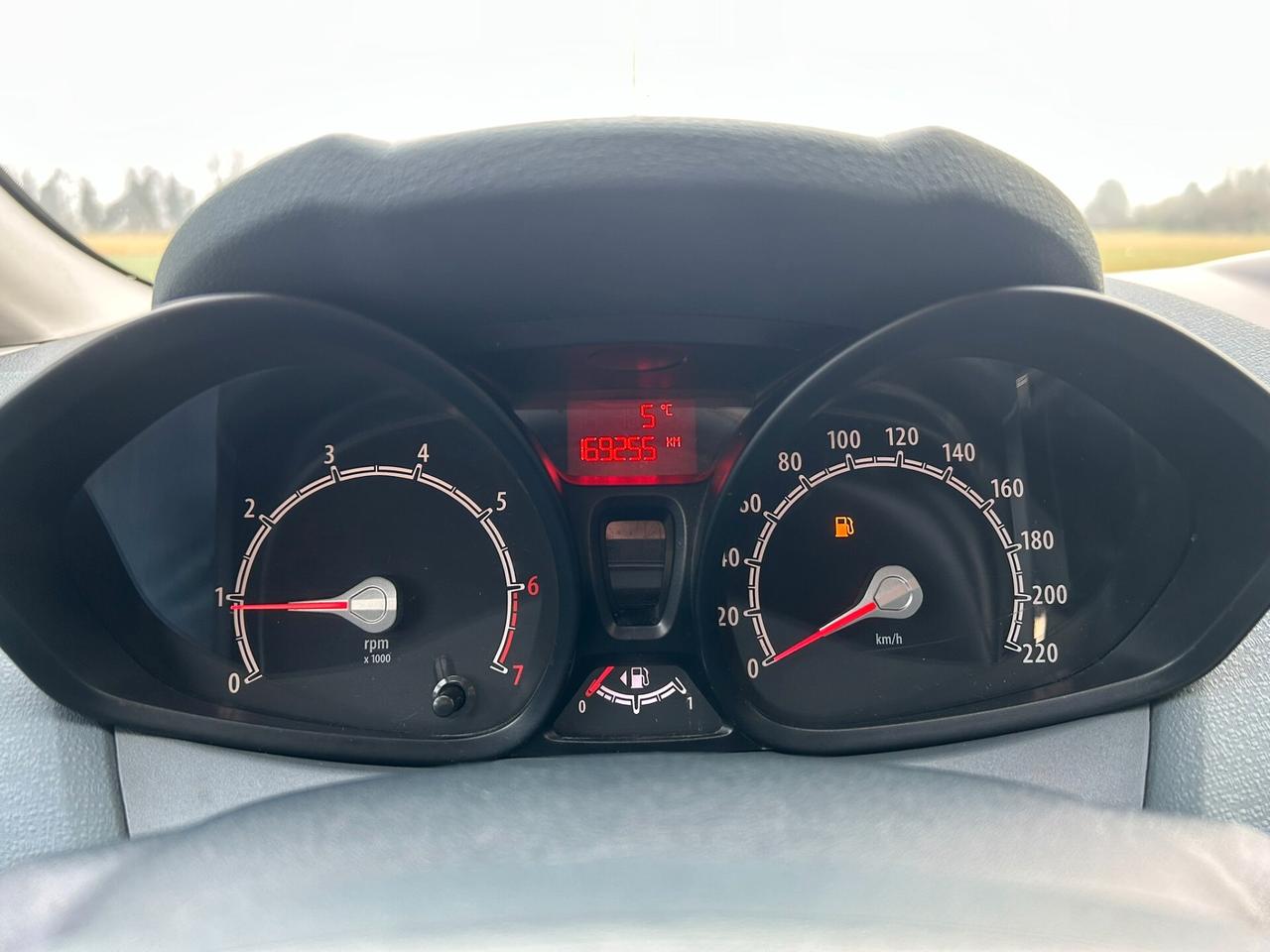 FORD FIESTA 1.2 82CV Ikon 5p. - OK NEOPATENTATI