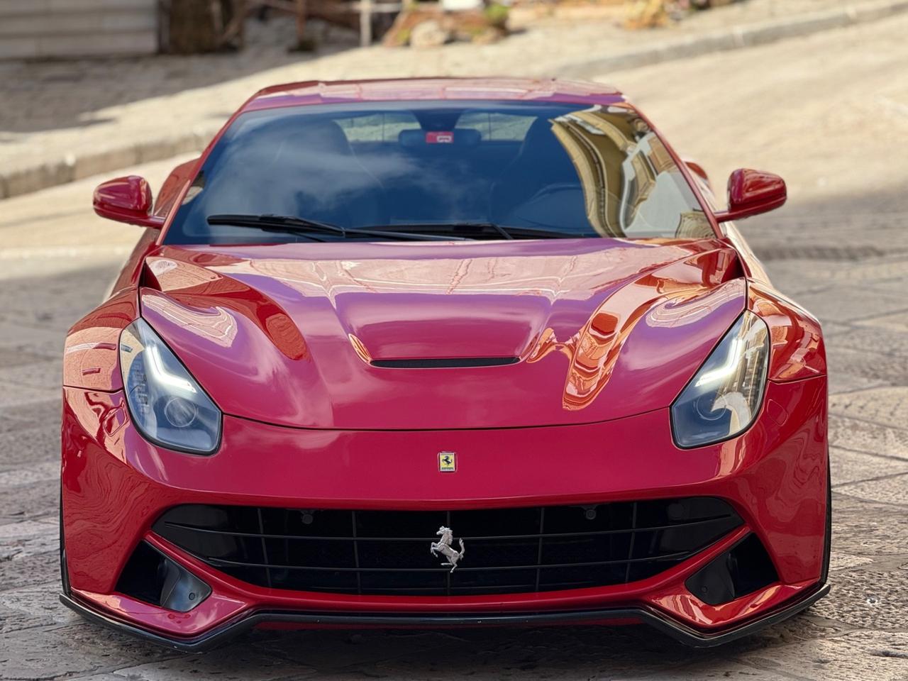 Ferrari F12 Berlinetta V12 6.3 740cv CARBON CERAMIC