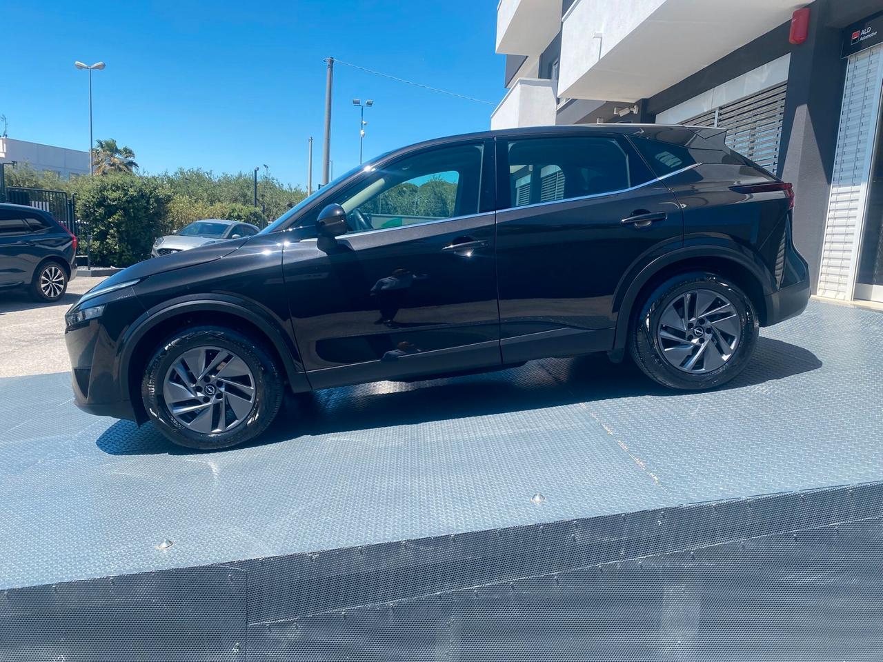 Nissan Qashqai MHEV 140 CV Business