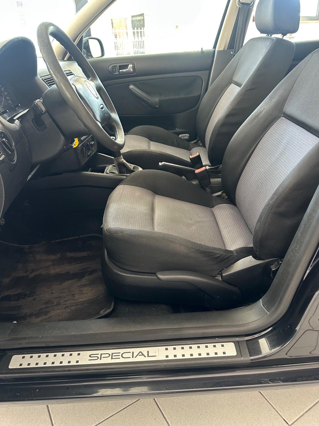 Volkswagen Golf 1.9 TDI 5p. Trendline