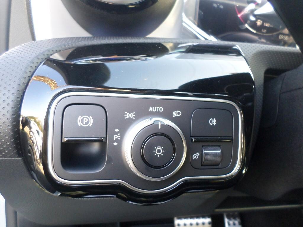 Mercedes-benz A 200 d Automatic AMG Line Advanced