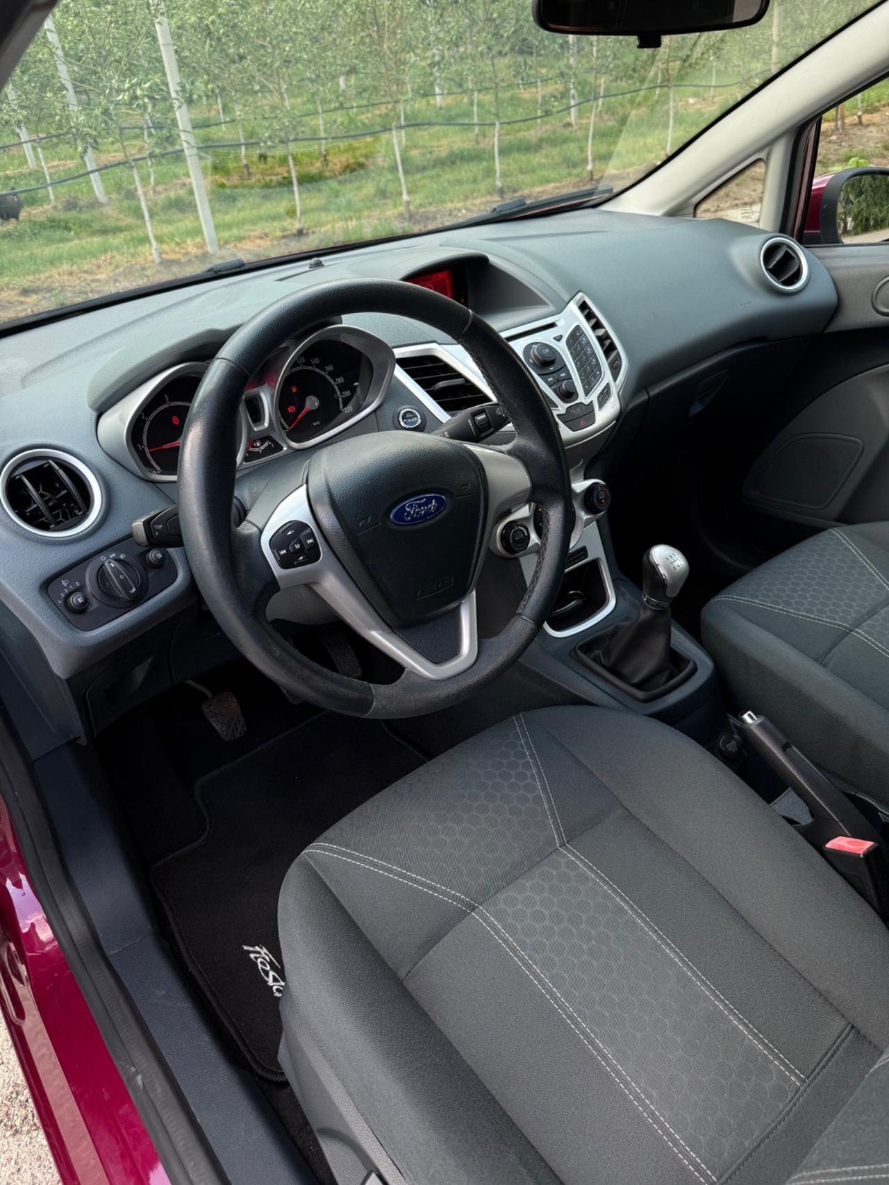 Ford Fiesta 1.4 TDCi 70CV 5p. Titanium.Bs.
