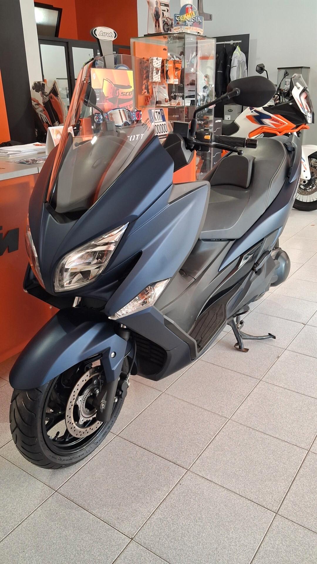 Suzuki Burgman 400
