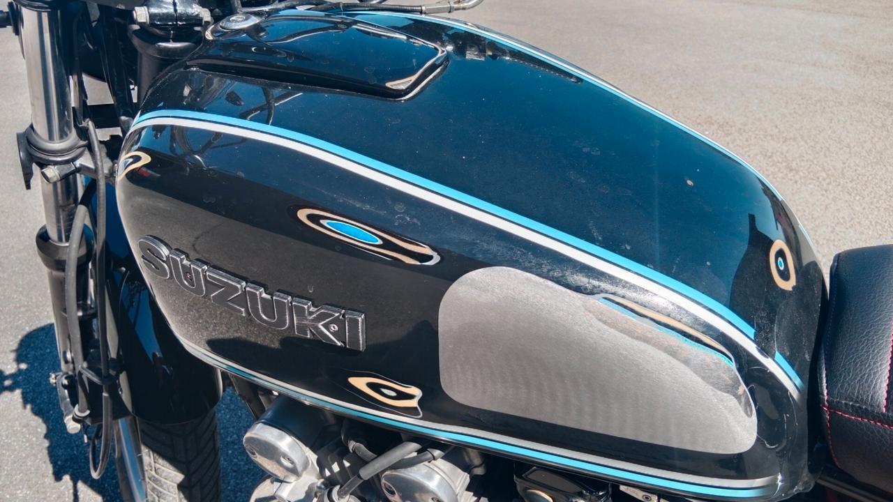 Suzuki GS 500