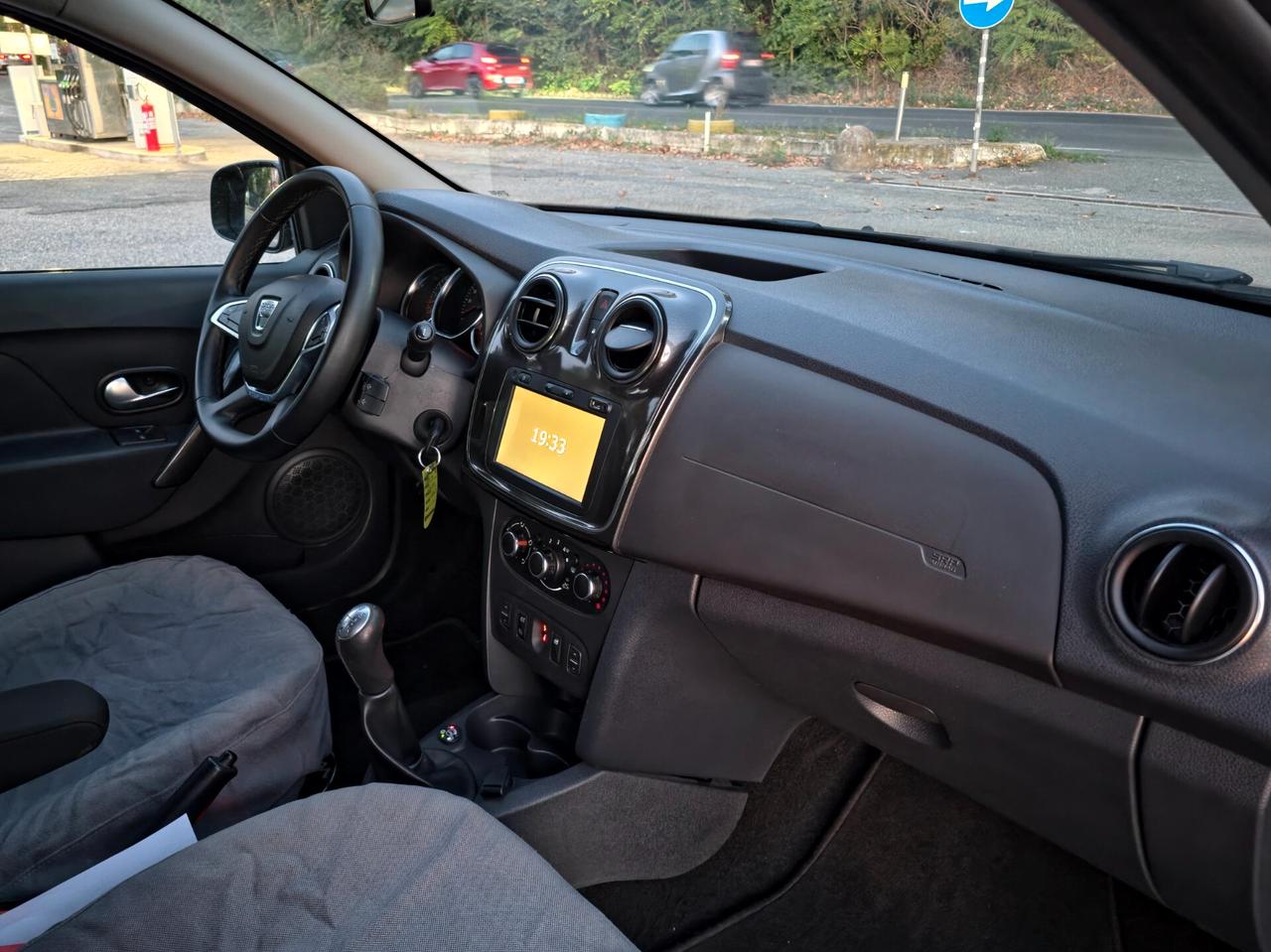 Dacia Logan MCV 1.0 TCe GPL 12V 100CV ECO-G 15th Anniversary E6 Manuale