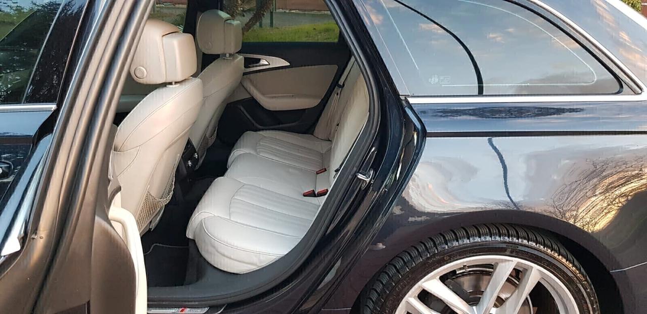 Audi A6 Avant 3.0 TDI 272 CV quattro S tronic s-line,tetto apribile,interni in pelle ghiaccio,fari led bixeno,,cerchi da 20,navigatore ,full optional