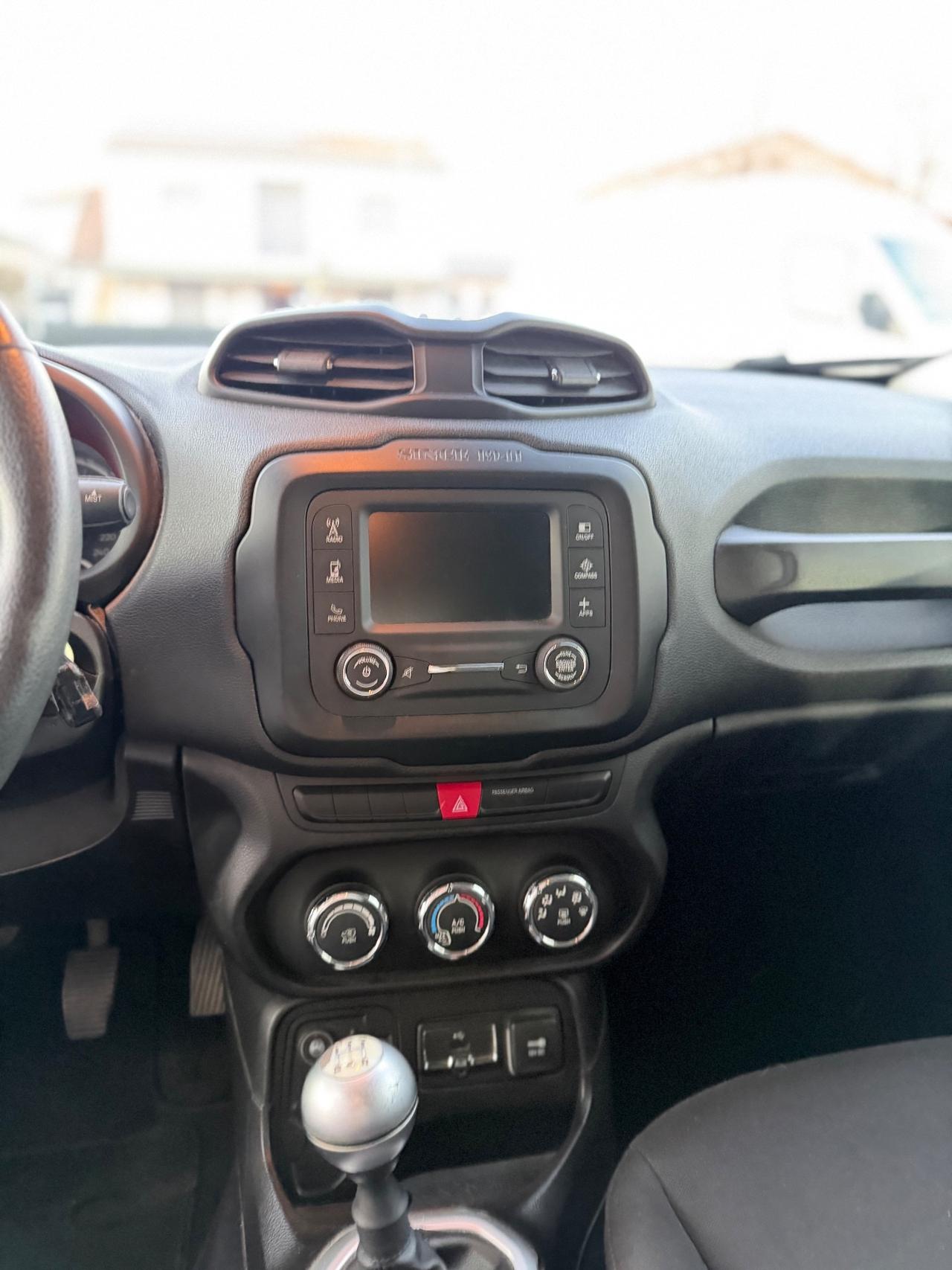 Jeep Renegade 1.6 E-TorQ EVO Longitude