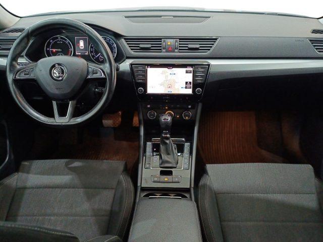 SKODA Superb 2.0 TDI DSG Wagon Style