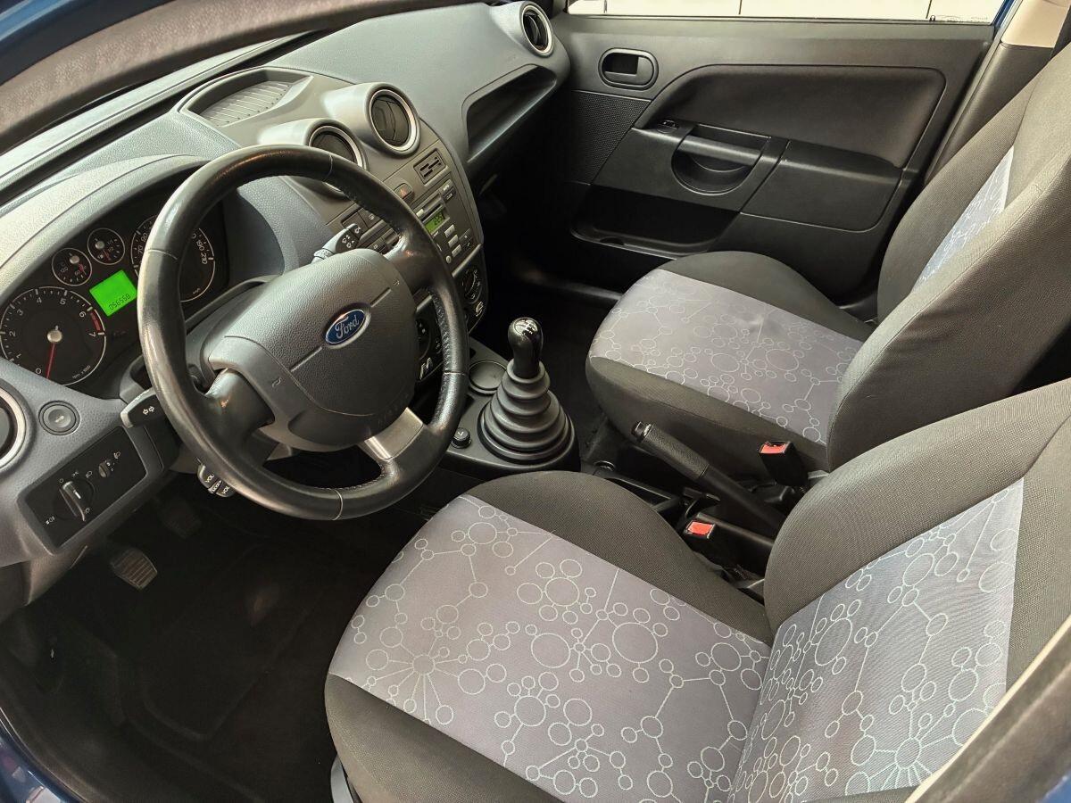 FORD FIESTA 1.2 16V 75 CV GHIA