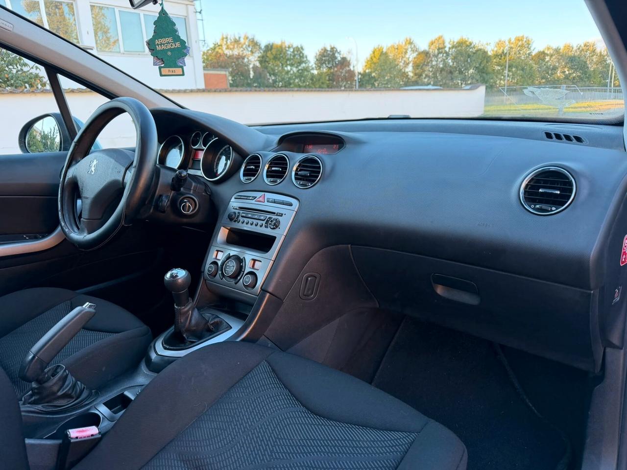 Peugeot 308 1.6 HDi 90CV NEOPATENTATI