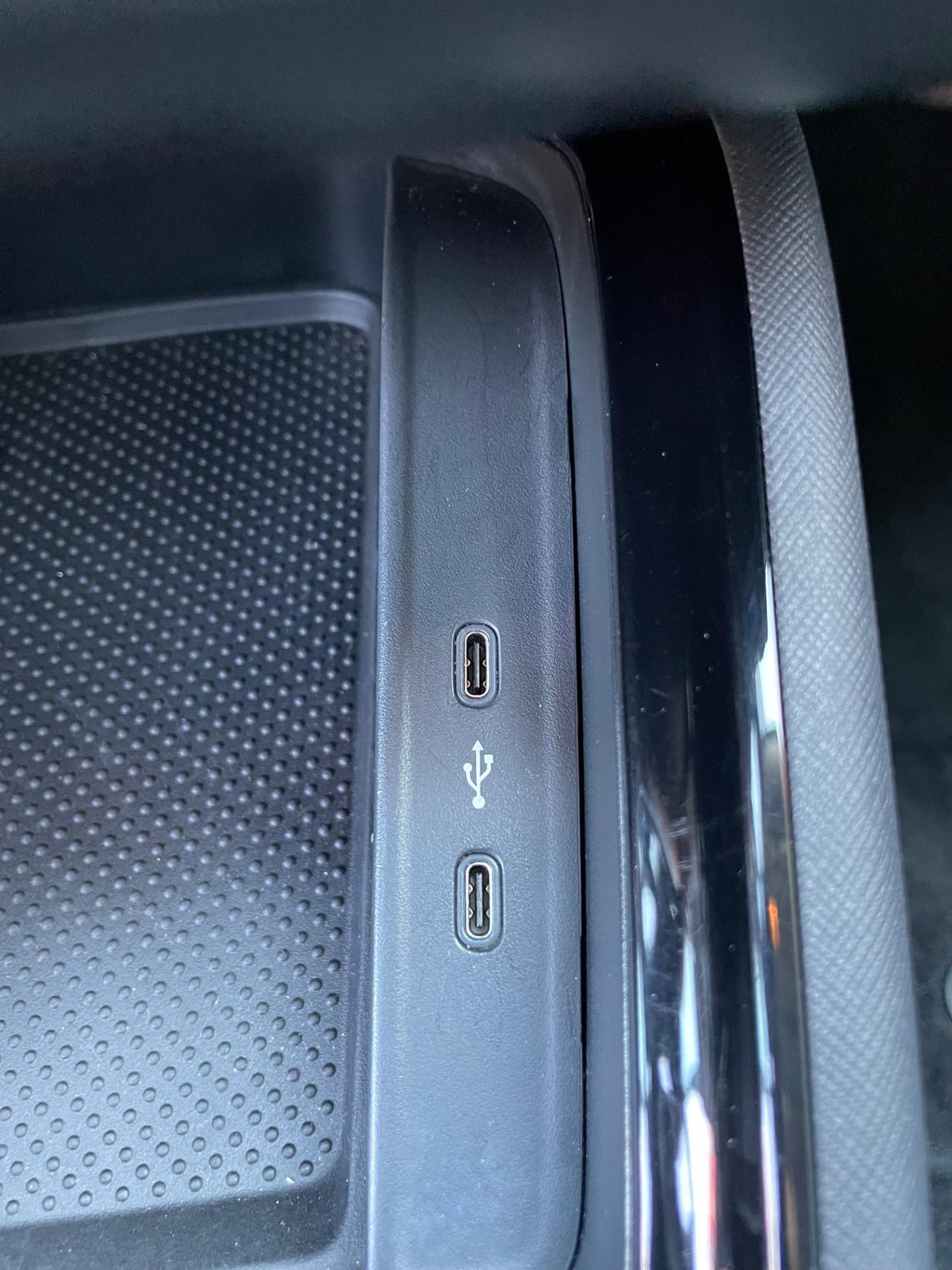 Skoda Kamiq 1.0 TSI Black Dots