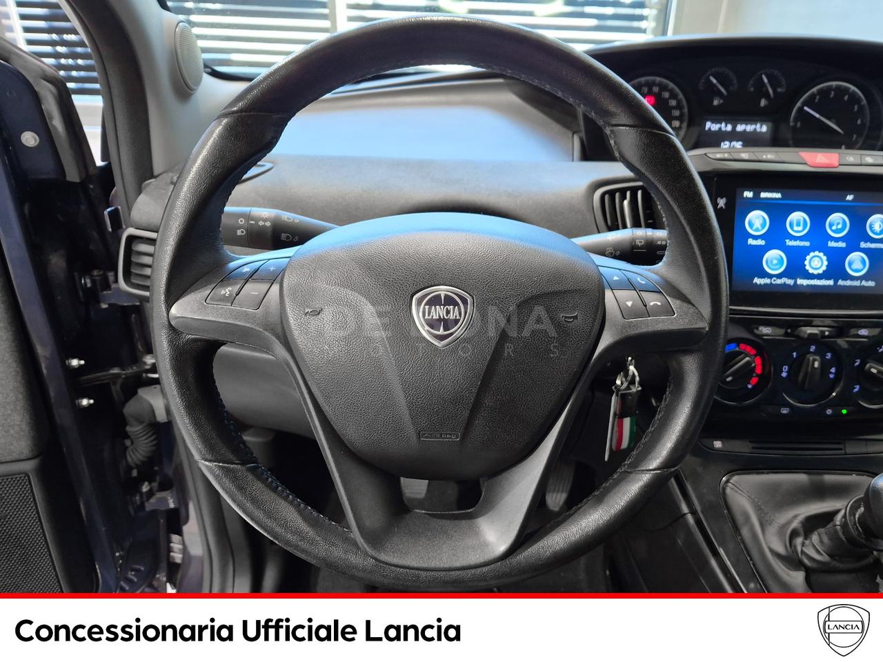 Lancia Ypsilon 1.0 firefly hybrid silver s&s 70cv