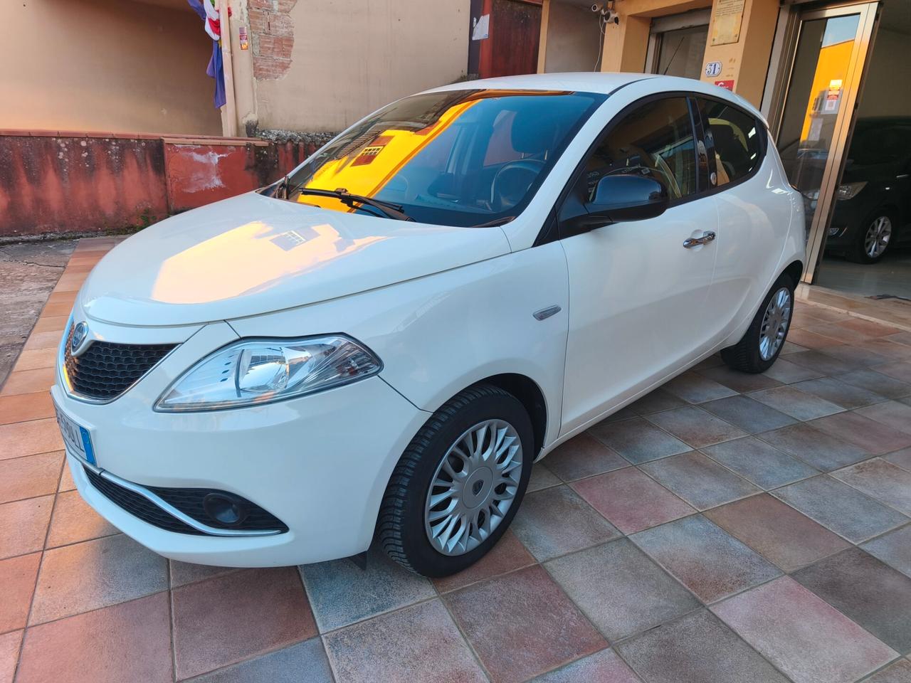 Lancia Ypsilon 1.2 GPL 69 CV 5 porte Ecochic